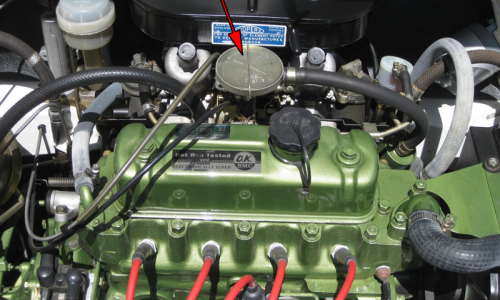 Early Clubman GT engine PCV valve.png