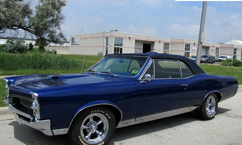 Fathom Blue Metallic 1967 Pontiac GTO.png