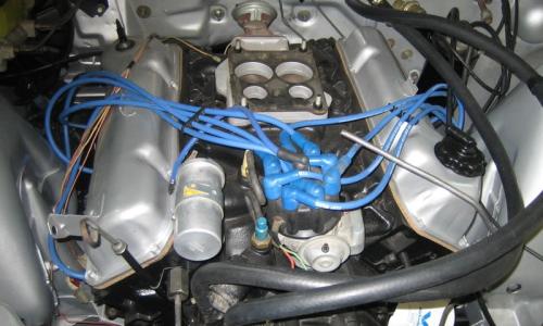Ford Fairmont Ghia XE ESP 4.9l 302ci engine bay image (1).jpg