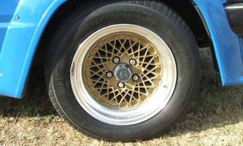 Ford Falcon XE Grand Prix Turbo Enkei wheels.jpg