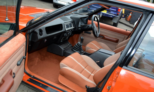 Ford XE Fairmont Ghia ESP Sierra Tan interior trim (6).png