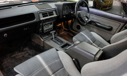 Ford XE Fairmont Ghia Gunmetal Grey interior trim scheel seats (3).png
