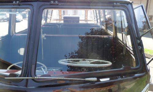 Front windscreen early VW deluxe microbus samba.jpg