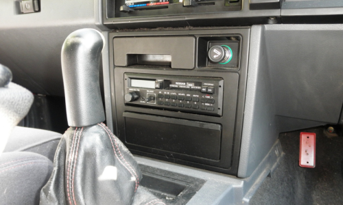 GTS2 Eurovox radio cassette Silhouette R31 skuline SVD.png