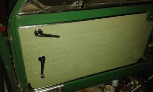 Green door card 1.jpg