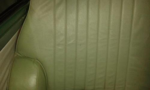 Green rear seats 1967 Morris COoper S.jpg
