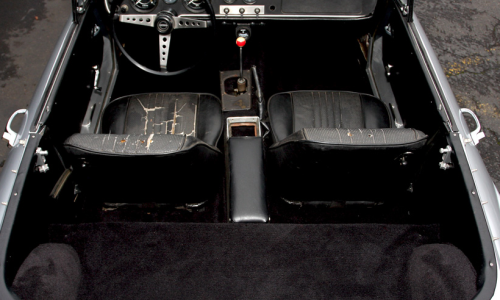 Interior Datsun Fairlady 2000 1.png