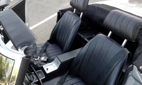 Interior Datsun Fairlady 2000.png