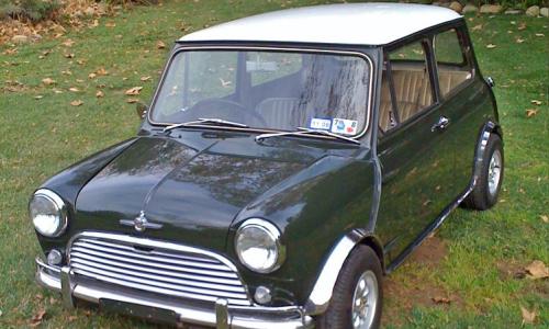 Lake Green Morris Mini Cooper S Australia.jpg