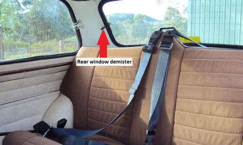 Leyland Mini 1275LS rear window demister.jpg