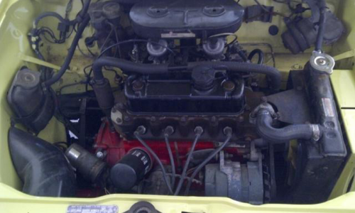 Leyland Mini GTS engine bay.png