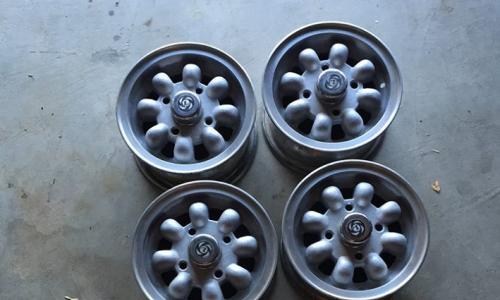 Leyland Mini LS wheels 998cc ROH 10 inch.jpg