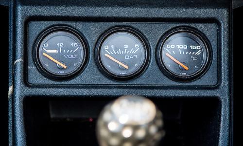 MK1 Golf GTI facelift dashboard (1)d.jpg