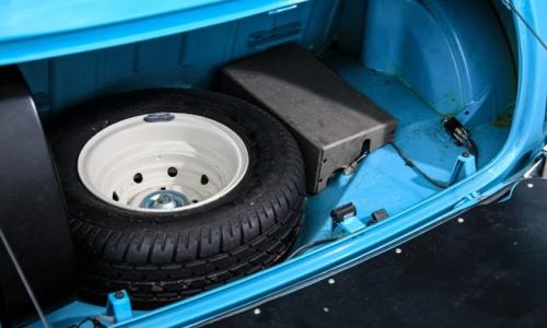 MK1 Morris Cooper S Boot and spare wheel image.jpg