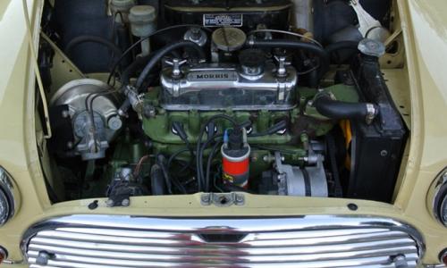 MK2 Morris Cooper S Australia 1970 engine bay.png