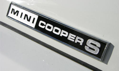 MKIII Mini Cooper S rear boot badge.png
