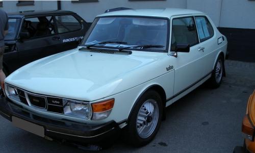 Marble White Saab 99 Turbo 1.jpg