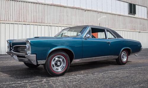 Mariner Turquoise 1967 Pontiac GTO.jpg