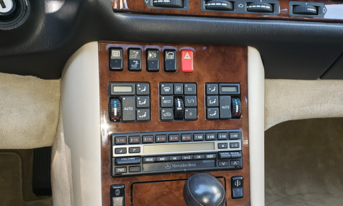 Mercedes C140 Becker Grand Prix radio factory image 140 coupe.png