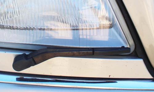 Mercedes C140 coupe front headlamp wipers.jpg