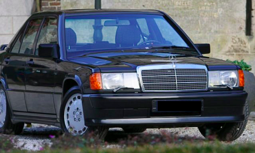 Mercedes-Benz-190E-2.3-16V-Schuinvoor.png