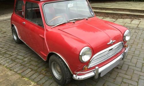 Morris Tartan Red 1071 Cooper S.jpg