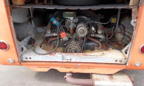 Motor VW Microbus deluxe.jpg