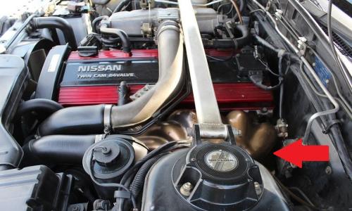 Nissan Skyline R31 GTS-R Engine bay (3)34.jpg