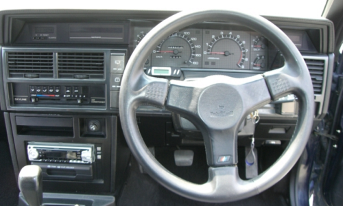 Nissan Skyline R31 GTS-R steering wheel Hartge (1) copy.png