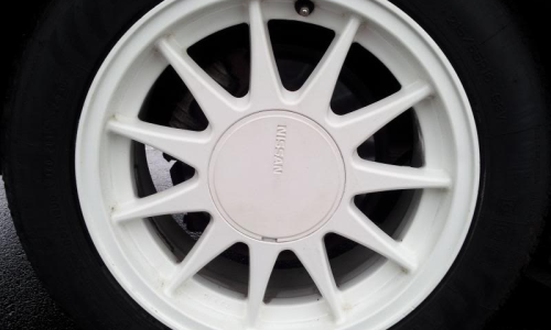 Nissan Skyline Silhouette R31 GTS1 SVD White 17 inch wheels white.png