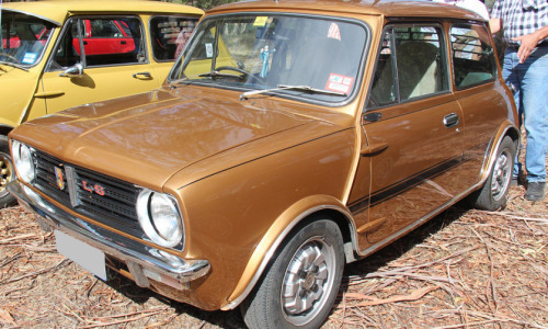 Nugget Gold LS 1275 Leyland Mini.png