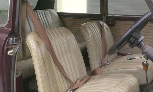 Parchment interior and belts MK1 Mini Morris COoper S.jpg