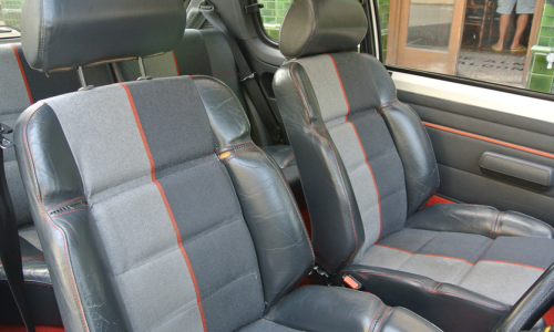 Peugeot 205 GTI Phase 1 Quattro Velour trim.png