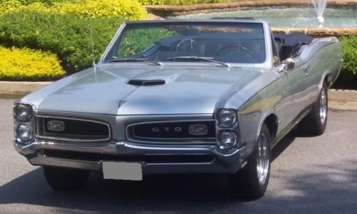 Platinum 1966 Pontiac GTO.jpg
