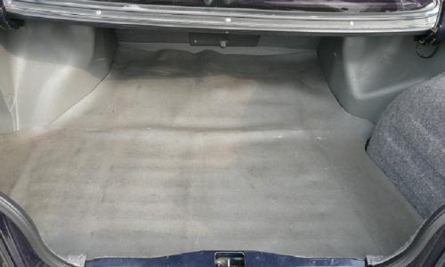 R31 GTS-R trunk area.jpg