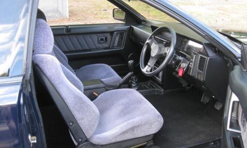 R31 Nissan Skyline GTS-R interior trim seats (8).jpg