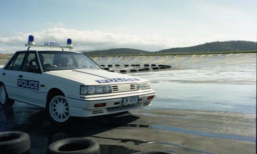 R31 Skyline Silhouette GTS Australian Tasmanian police car GTS1 SVD 1988 (7).jpg
