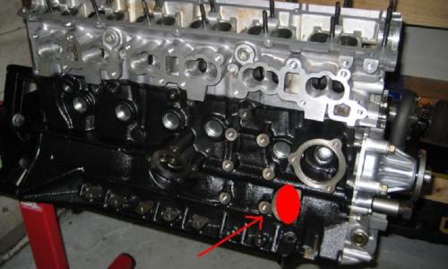 R32 GTR engine number location.JPG