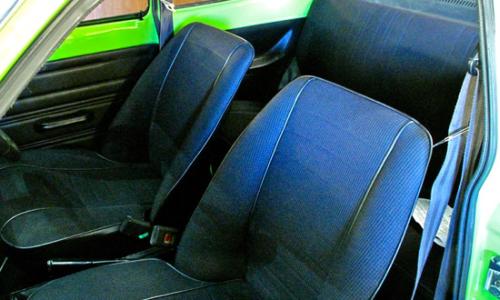 RS1600 cloth seats.jpg