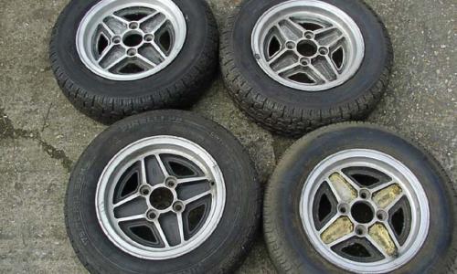 RS2000 wheels.gif