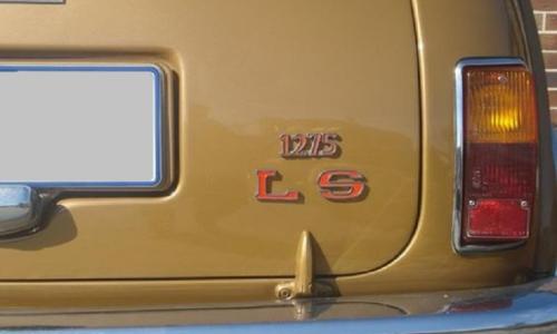 Rear badge Nugget Gold 1275LS.jpg