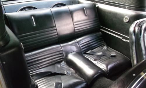 Rear seats Shelby GT 500 1967.jpg