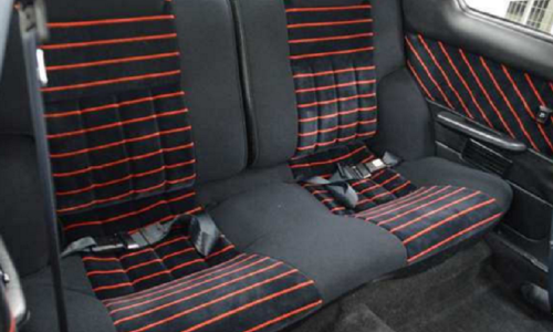 Rear seats striped.png