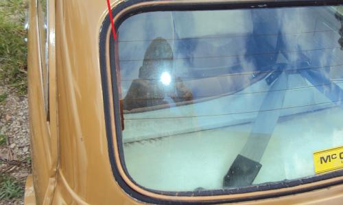 Rear window demister Leyland Mini 1275LS.jpg