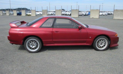 Red Pearl Metallic AH3 R32 GTR V-Spec II (1).png