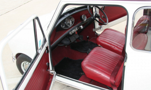 Red interior Australian MK1 Cooper S 4.png