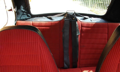 Red interior Leyland Mini 1275LS Hi-Ho SIlver.png