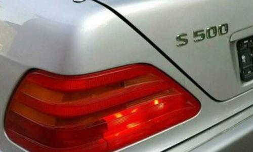 S500 badging Mercedes C140.jpg