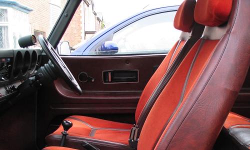 Saab 99 Turbo red interior (pre 1980) 12.jpg