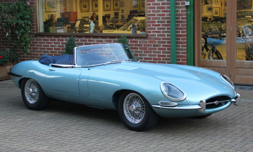 Series 1 E-Type Jaguar XKE  Opalescent Silver Blue.png